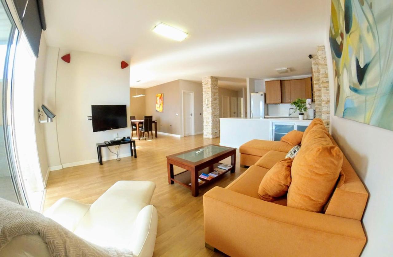 Facing The Ocean - Full Appt With 2 Double Bedroom Tabaiba Exterior photo